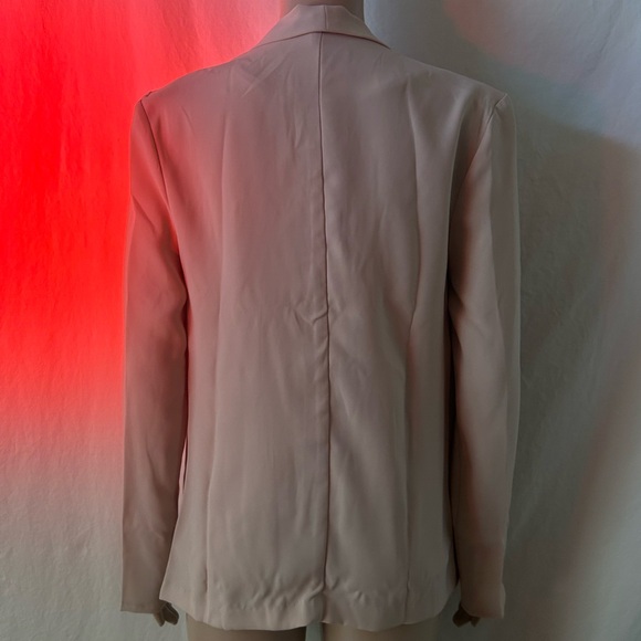 LULU’S Tan Blazer - Picture 5 of 6